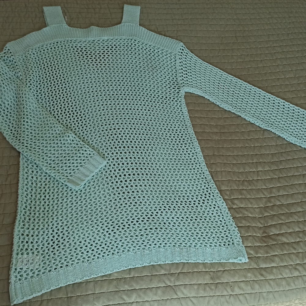 T2love Green Off-the-Shoulder Sweater Lightweight Knit